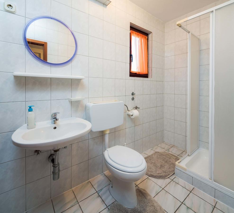 Apartments Loncar Seget Vranjica Luaran gambar
