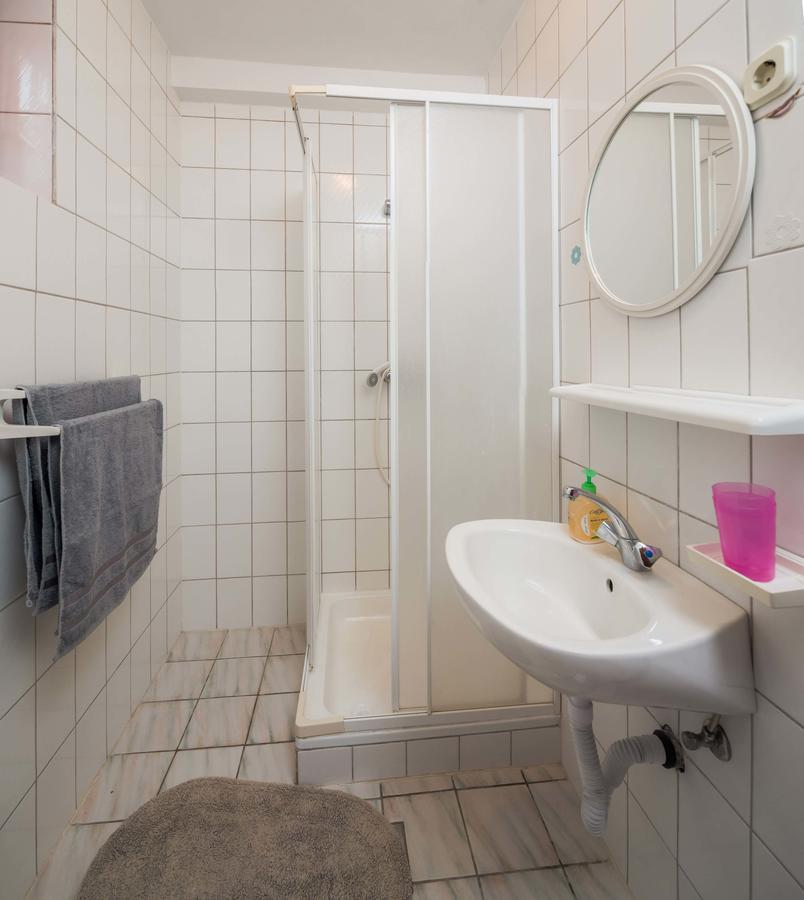 Apartments Loncar Seget Vranjica Luaran gambar